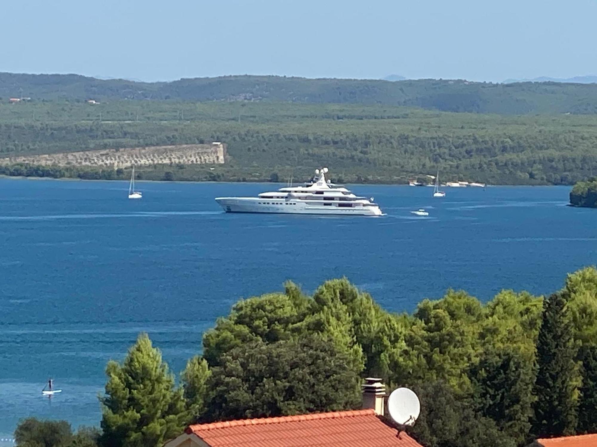 Apartman D&D Sibenik Bagian luar foto
