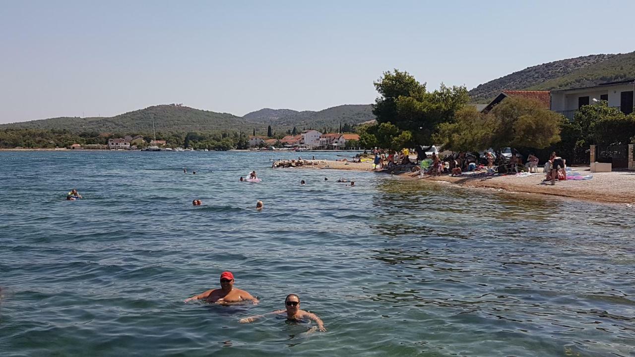Apartman D&D Sibenik Bagian luar foto
